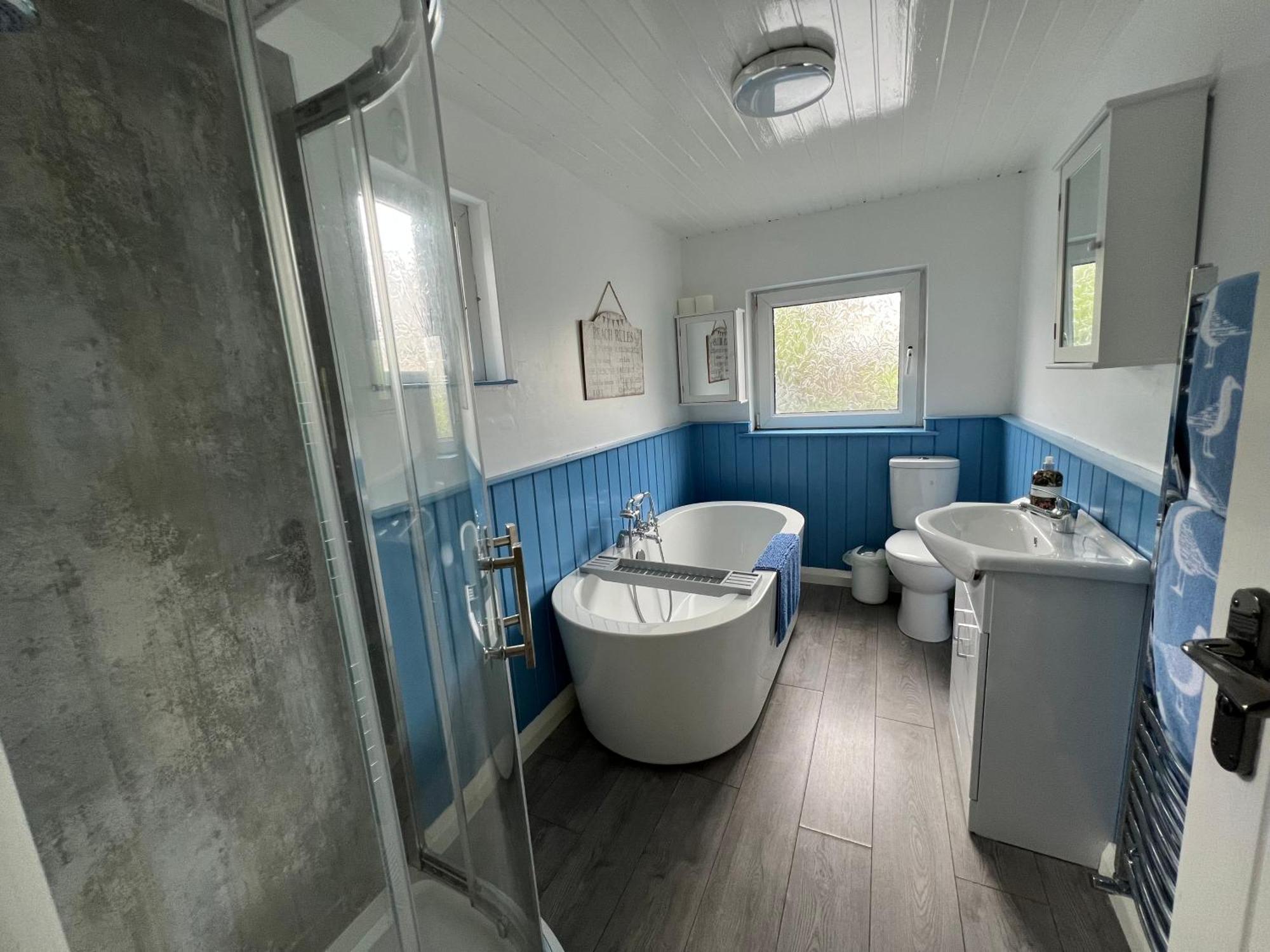 Harbour View On The Lough Edge With Hot Tub * Portaferry