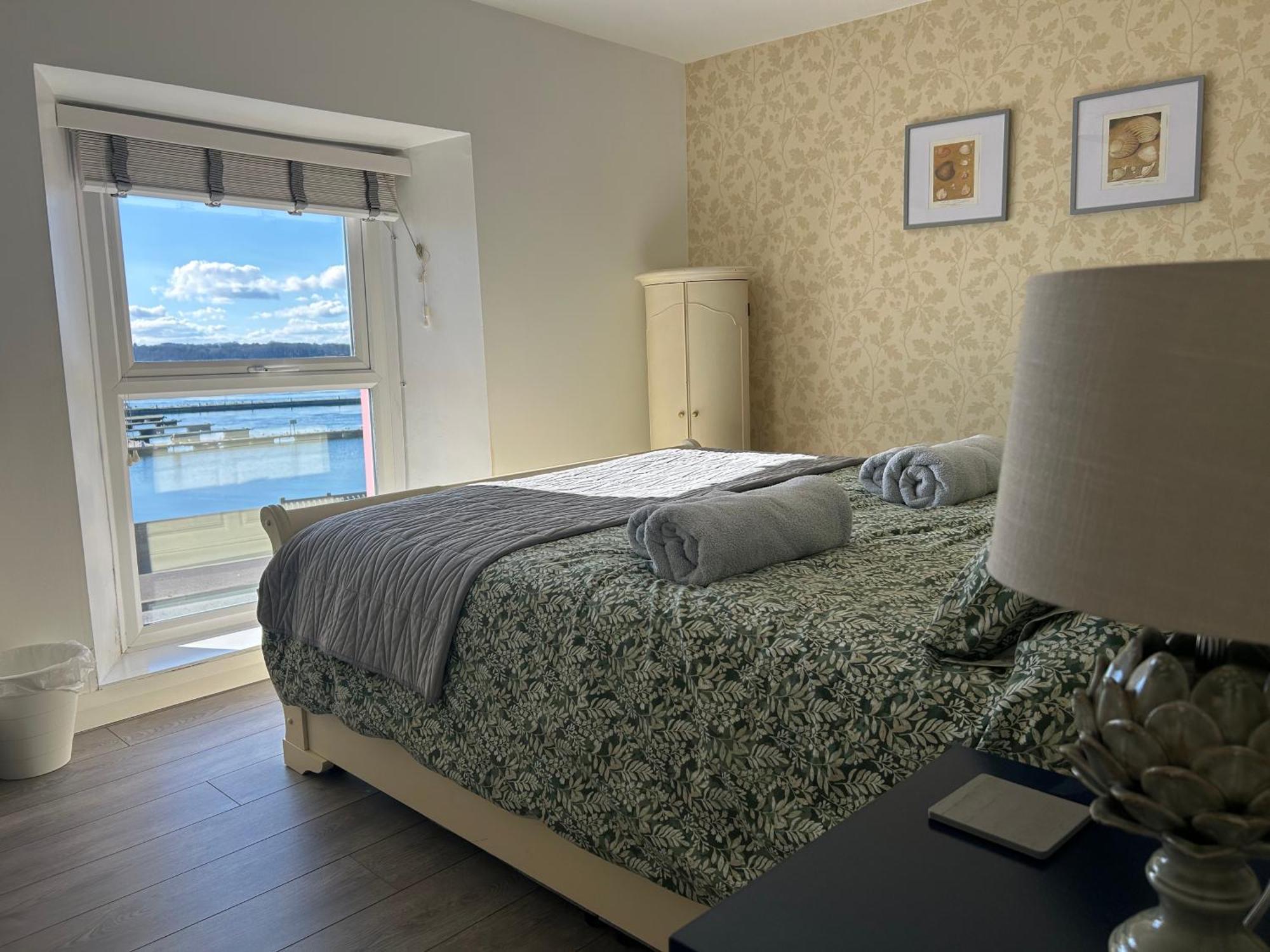 Holiday home Harbour View On The Lough Edge With Hot Tub Portaferry